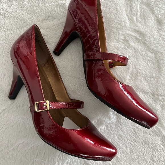 me Too - Bordo Patent / 9 / Carmela Pump - Picture 1 of 5